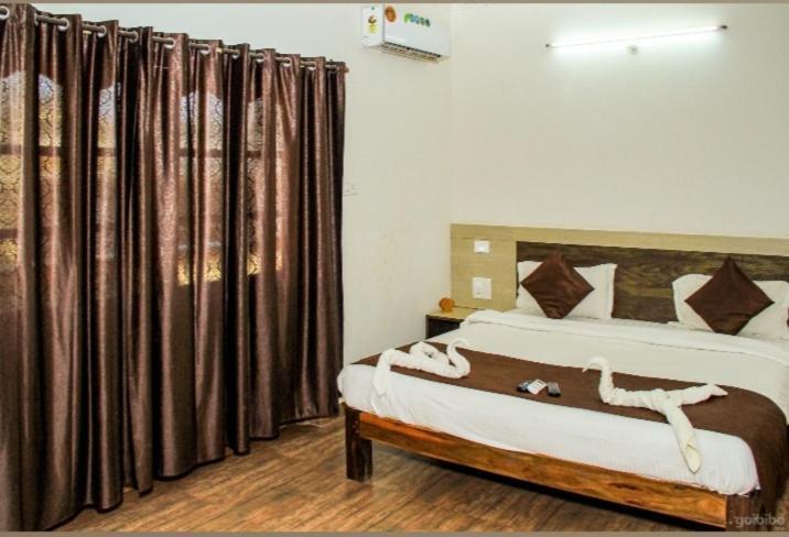 Sea Princess Hotel Baga Exterior photo